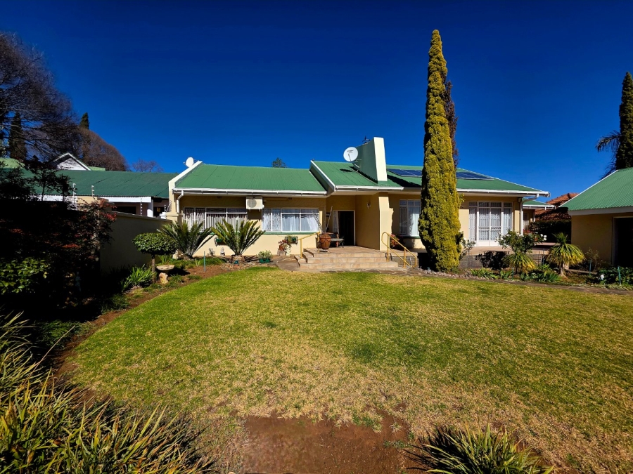 4 Bedroom Property for Sale in Dan Pienaar Free State